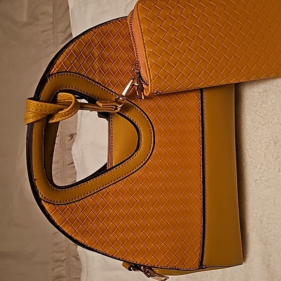 Purses with wallet - Picture 3 of 5